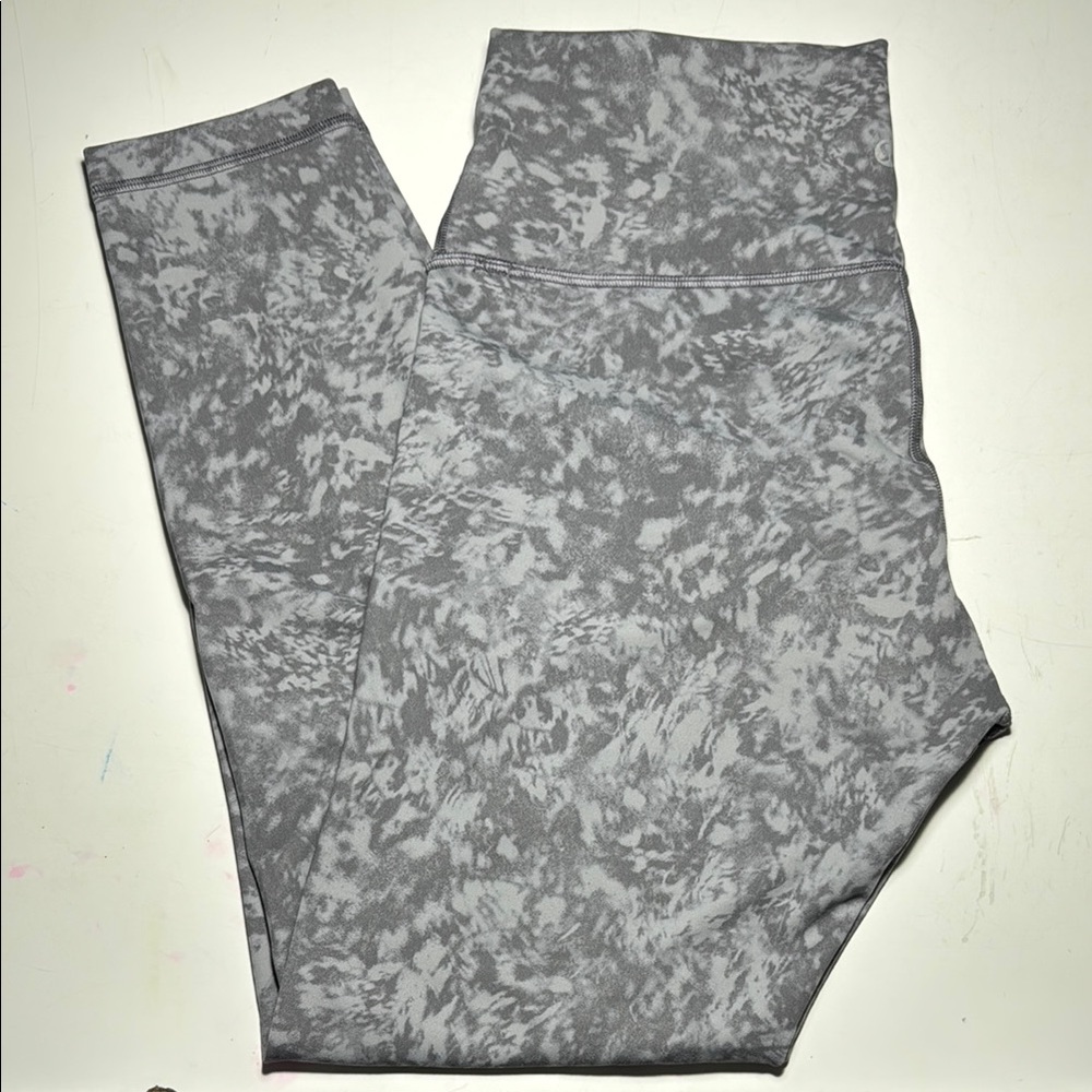 Lululemon Wunder Train High-Rise Tight 25”